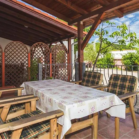 Daire Amazing In With Sauna Kampor